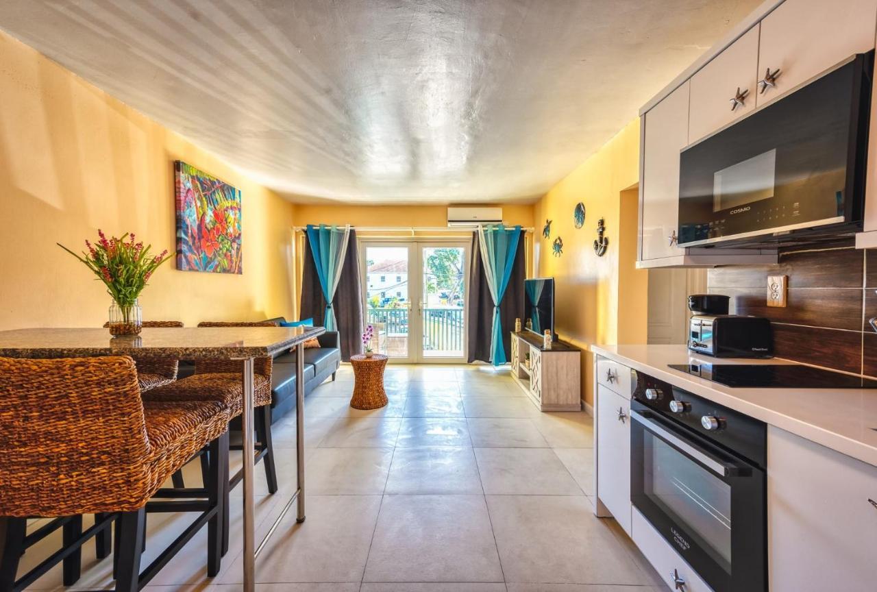 Lovely Apartment Near Beach, Downtown, 24H Security, Pool Nassau Dış mekan fotoğraf