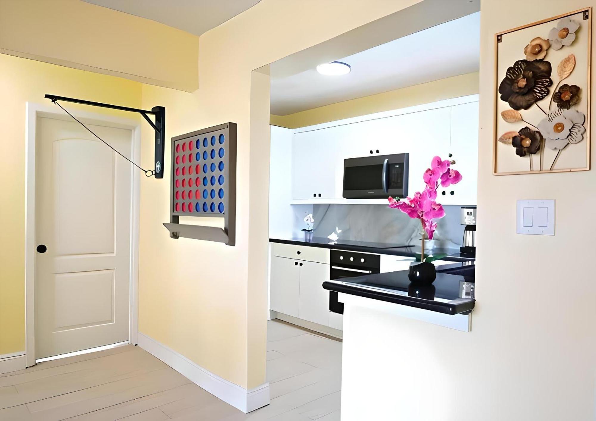 Lovely Apartment Near Beach, Downtown, 24H Security, Pool Nassau Dış mekan fotoğraf